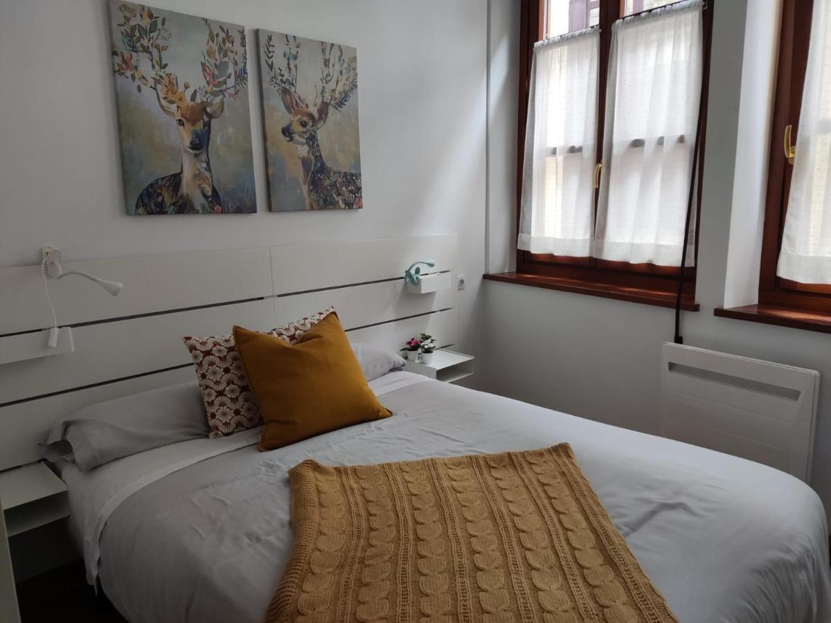 Instituto 2º Apartment Хихон Екстериор снимка